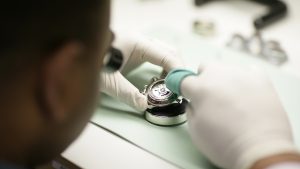 horloge schoonmaken
